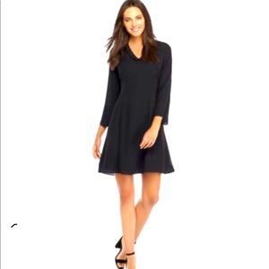 NWT THE LIMITED black V-neck pleated collar dress